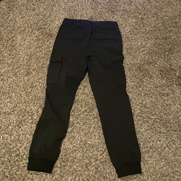 Dry fit H&M cargos - Picture 2 of 2